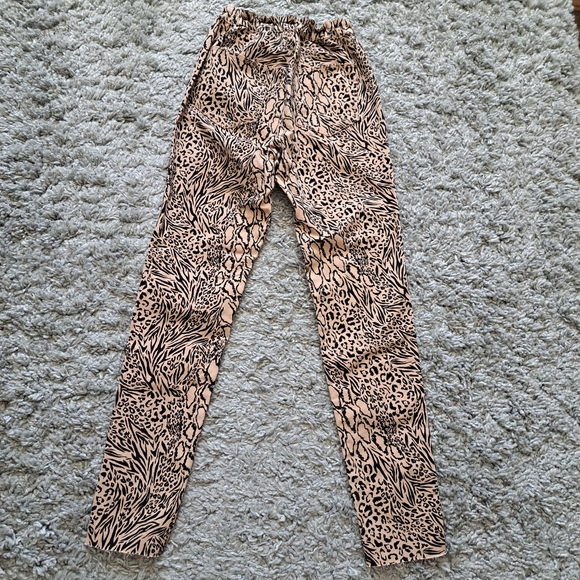 Divided | Tan & black cheetah print skinny women' Jean with stretchy waist - Picture 7 of 11